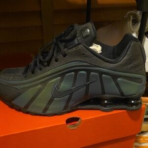 Nike Men's W/Reflective Accents